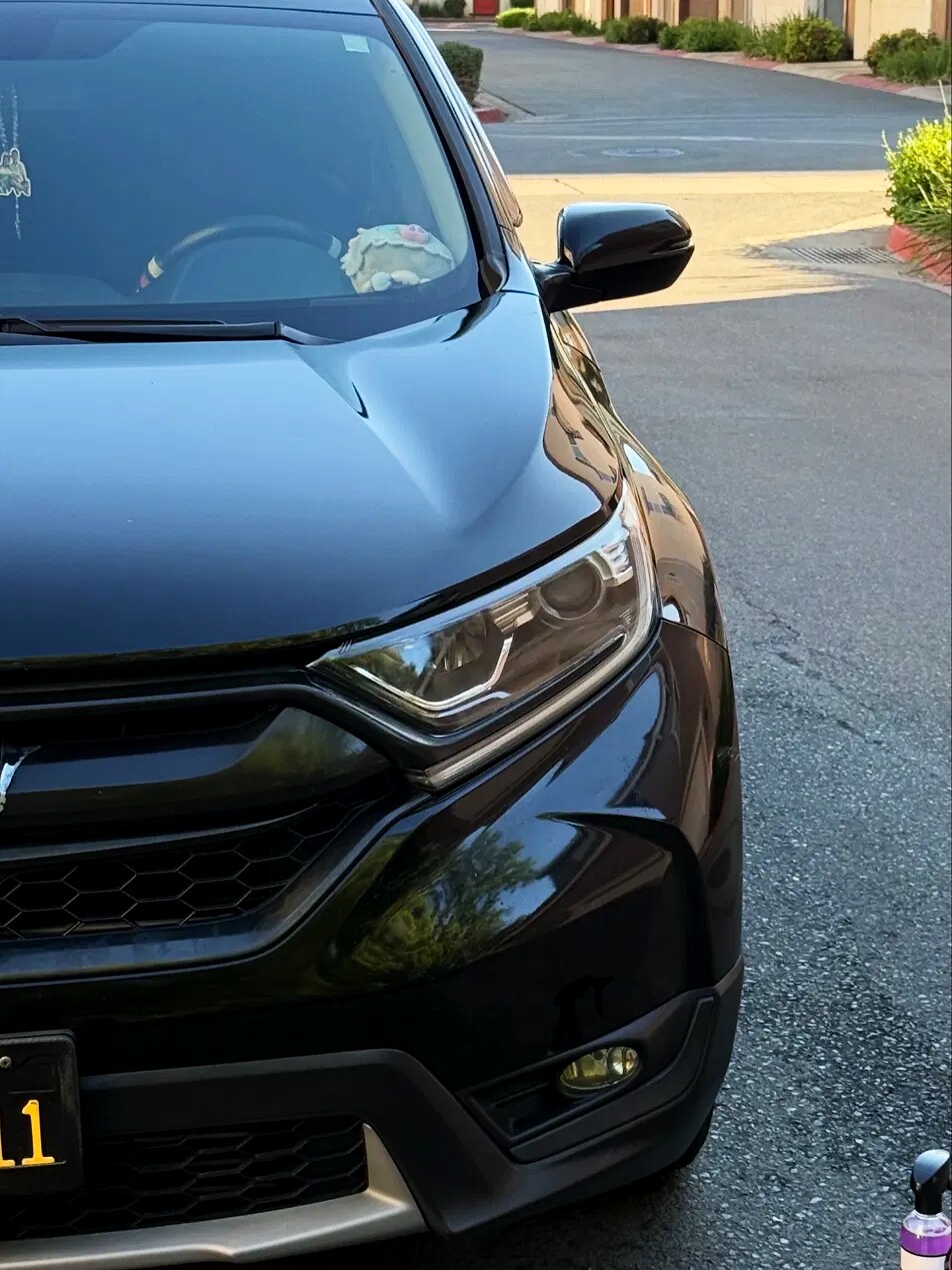 Crystal clear Honda CRV headlight after restoration